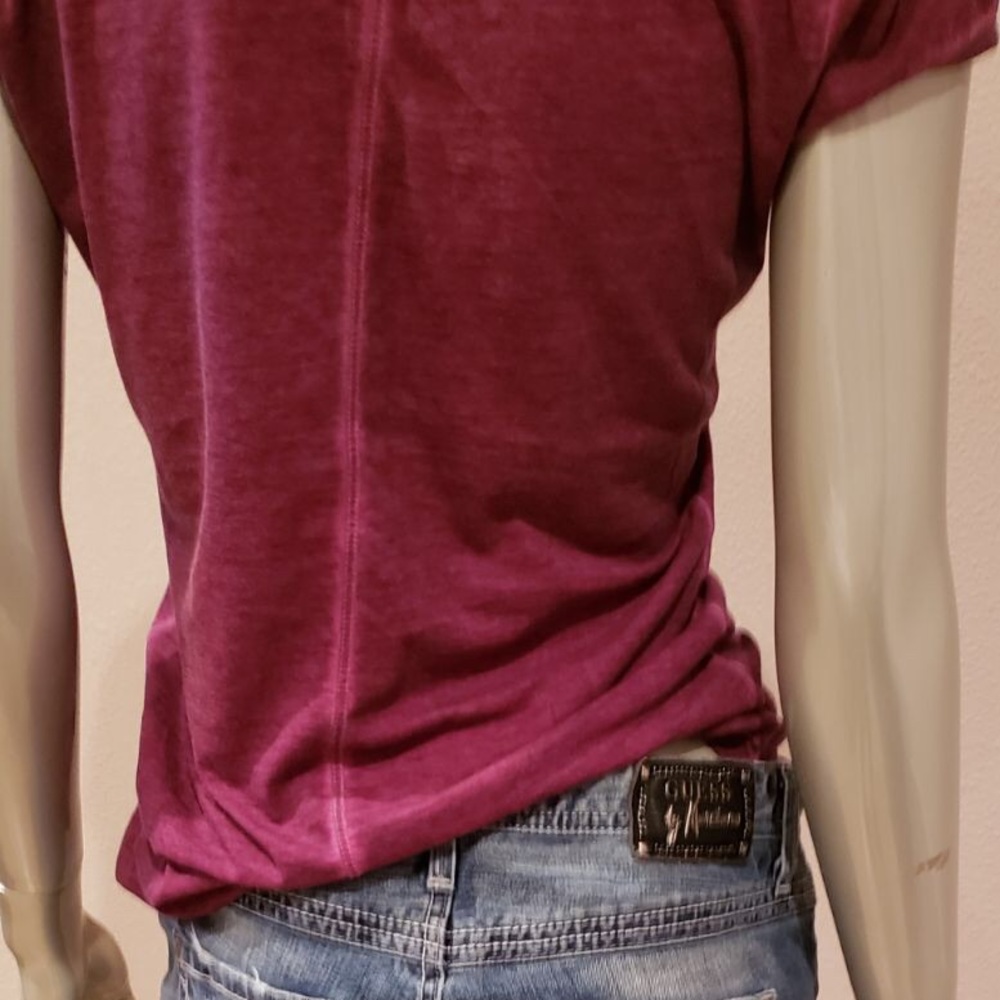 GUESS ⬆️ - Picture 2 of 2